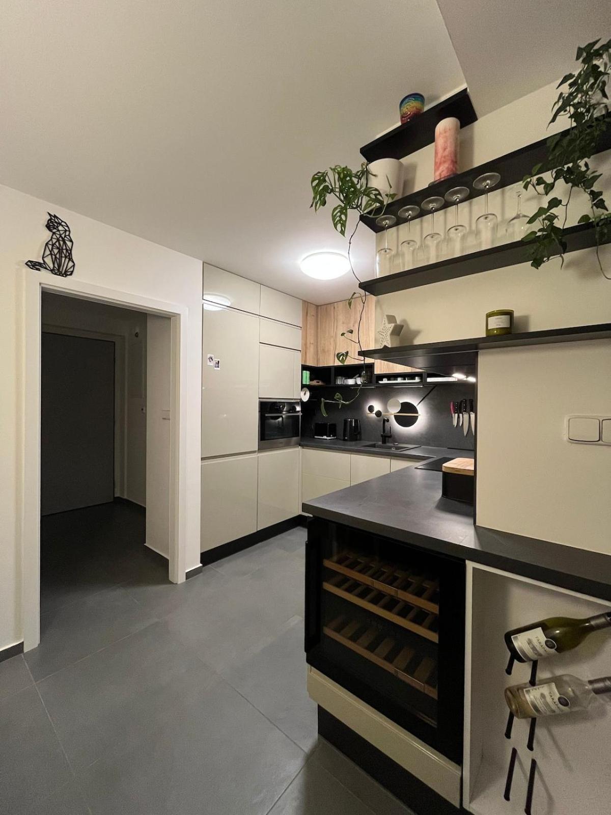 Apartment Chic & Design Maisonette For Your City Getaway *